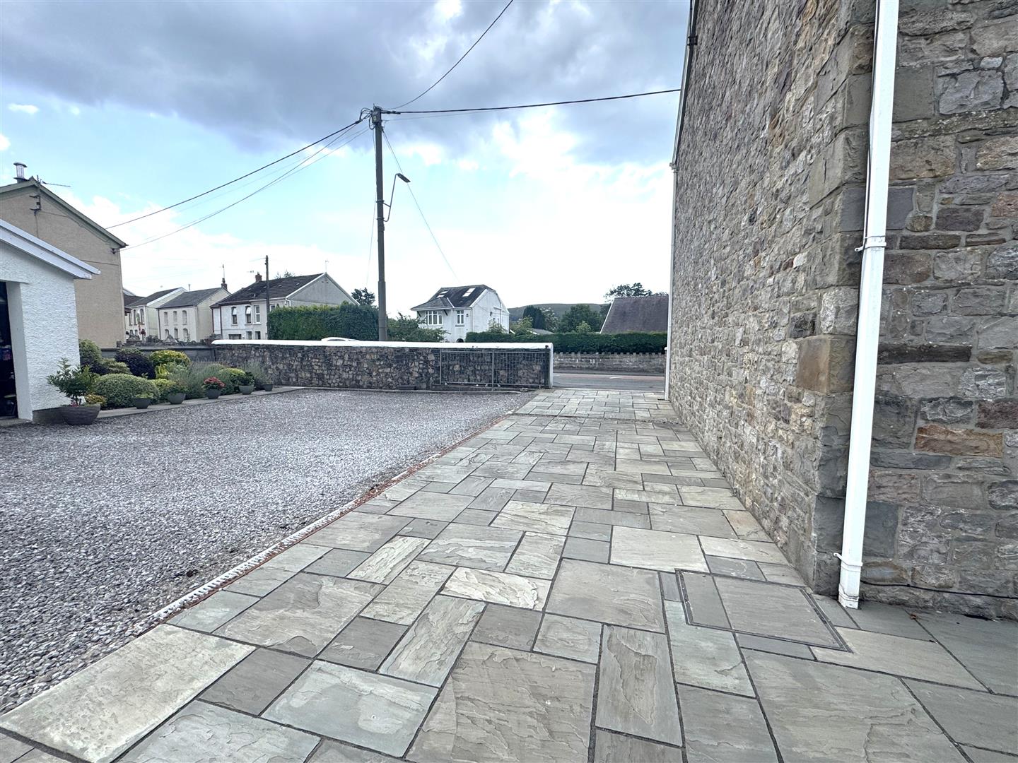 New Road, Ystradowen, Swansea, SA9 2YY